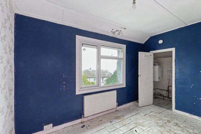 29 Chywoone Avenue, Newlyn, Penzance, Cornwall, TR18 5NH 2