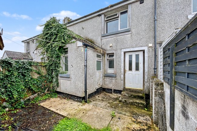 29 Chywoone Avenue, Newlyn, Penzance, Cornwall, TR18 5NH 2