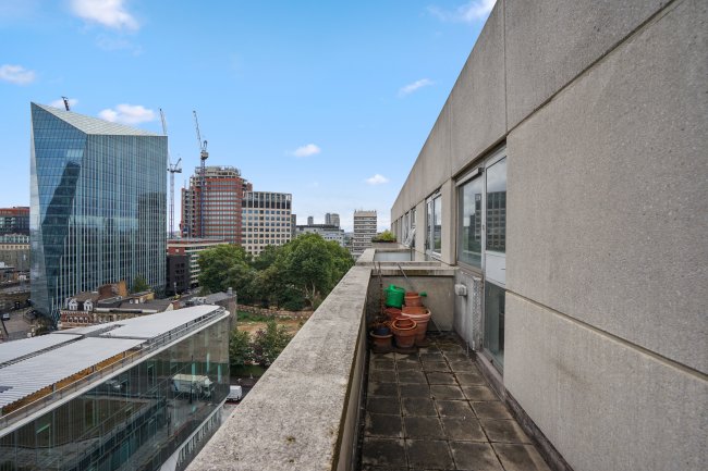 Flat 58 Rennie Court, 11 Upper Ground, Southwark, London, SE1 9LP 6