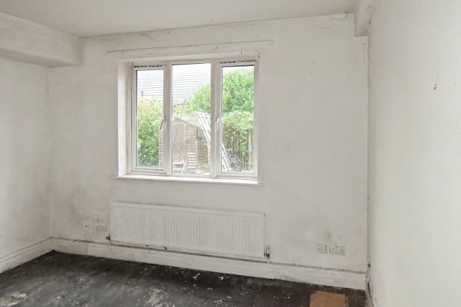 6 Langdale Place, Lancaster, Lancashire, LA1 3NS 4