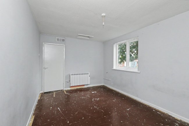 65 Queen Street, Doncaster, South Yorkshire, DN4 8AA 9