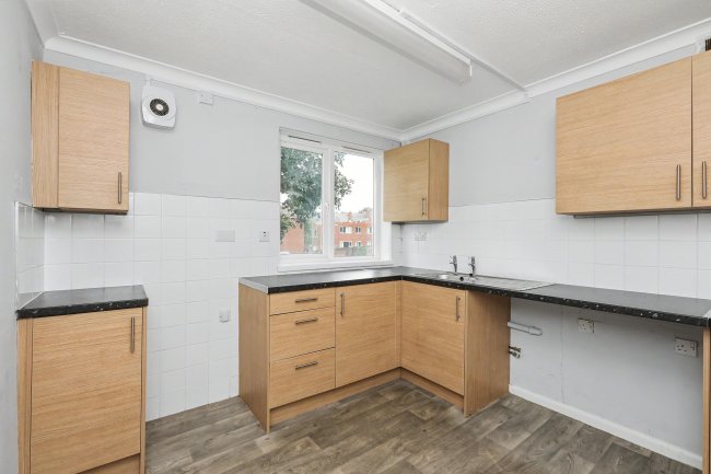 65 Queen Street, Doncaster, South Yorkshire, DN4 8AA 9