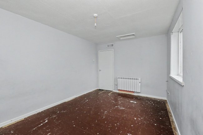 65 Queen Street, Doncaster, South Yorkshire, DN4 8AA 9