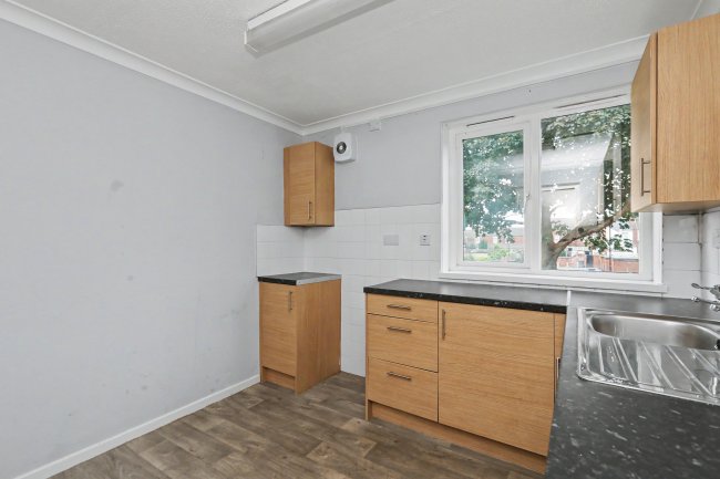 65 Queen Street, Doncaster, South Yorkshire, DN4 8AA 9