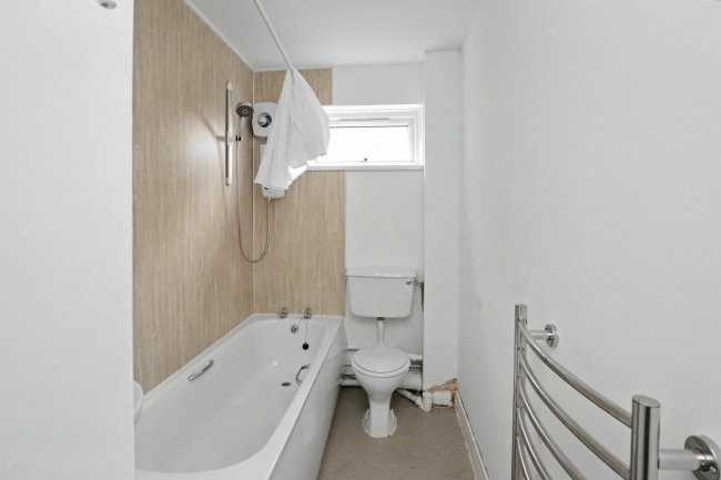 61 Southwell Close, Kirkby In Ashfield, Nottinghamshire, NG17 8GN 3