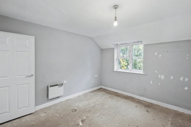Flat 15, Ashmoor House, Dragon Parade, Harrogate, North Yorkshire, HG1 5QF 9