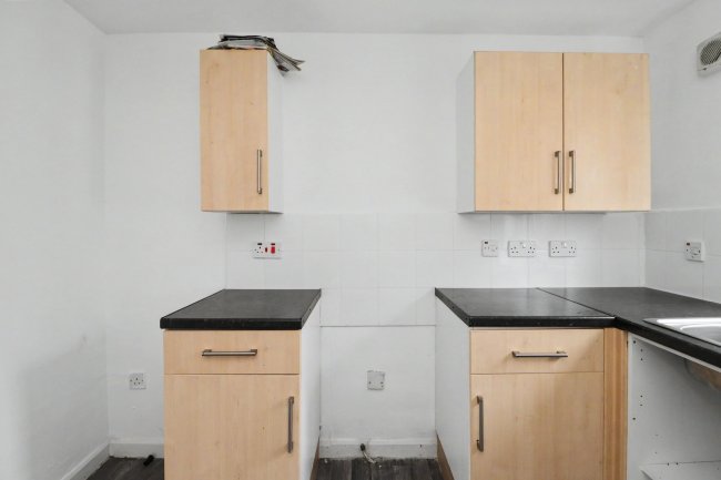 91 Southwell Close, Kirkby In Ashfield, Nottinghamshire, NG17 8GN 4