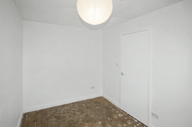 Flat 5, Clarendon Court, Dickinson Street, Wakefield, West Yorkshire, WF1 3LE 4