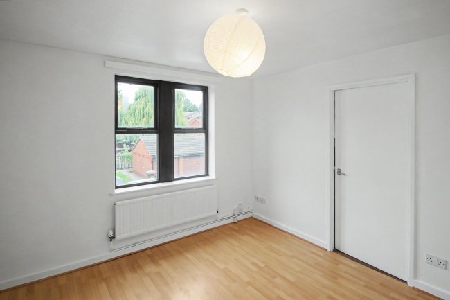 Flat 5, Clarendon Court, Dickinson Street, Wakefield, West Yorkshire, WF1 3LE 4
