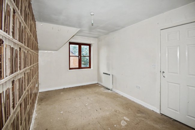 Flat 5, Crosthwaite Court, Spink Lane, Pontefract, West Yorkshire, WF8 1EB 8