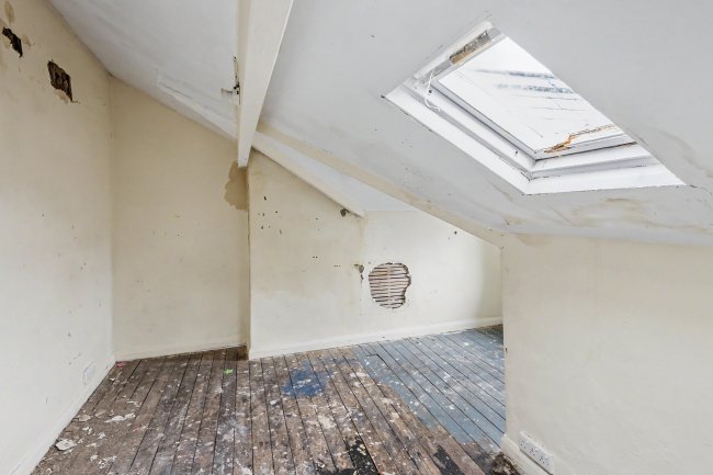 15 Bexley Grove, Harehills, Leeds, West Yorkshire, LS8 5NZ 8