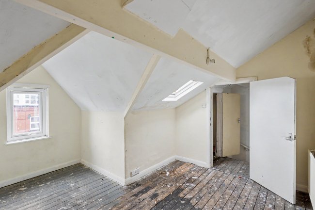 15 Bexley Grove, Harehills, Leeds, West Yorkshire, LS8 5NZ 8