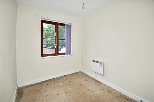 Flat 4, Crosthwaite Court, Spink Lane, Pontefract, West Yorkshire, WF8 1EB 9