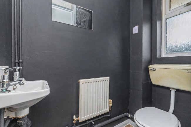 23 Carnoustie, Bracknell, RG12 8ZW 7