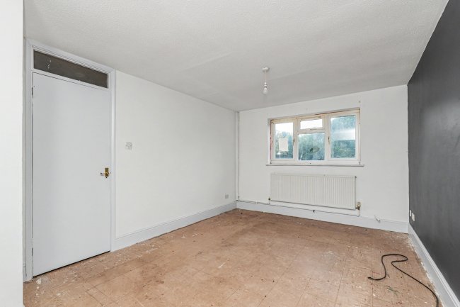 23 Carnoustie, Bracknell, RG12 8ZW 7