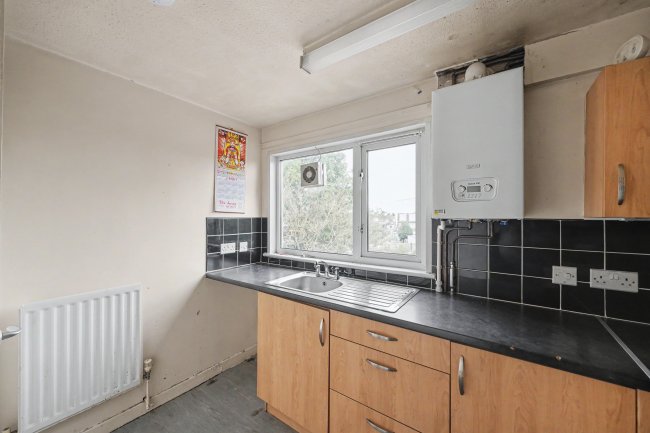 119 Raccoon Way, Hounslow, Middlesex, TW4 7PN 1