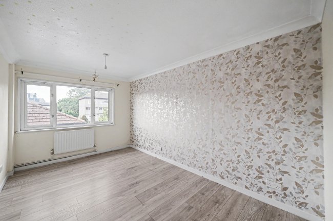 119 Raccoon Way, Hounslow, Middlesex, TW4 7PN 1
