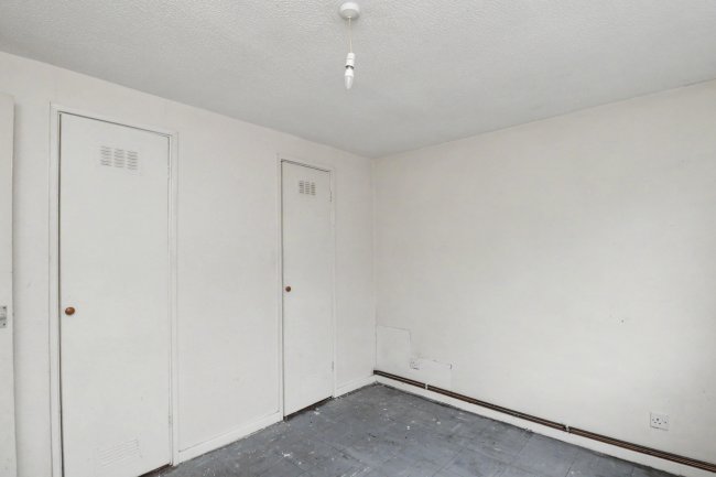 22 Ash Court, Alfreton, Derbyshire, DE55 7QL 9