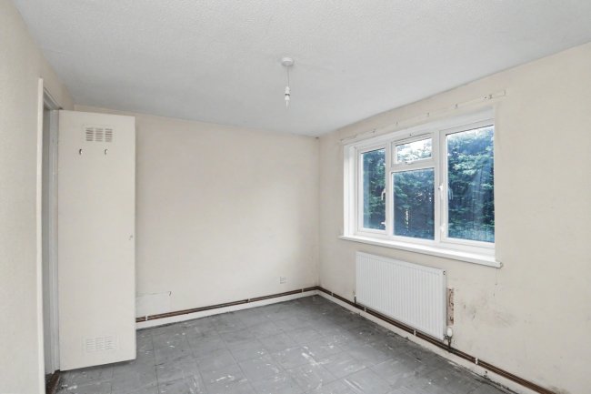 22 Ash Court, Alfreton, Derbyshire, DE55 7QL 9