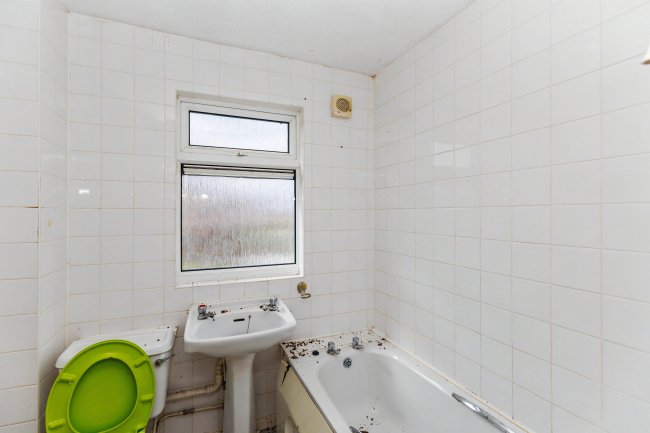 2 Church Walk, Stow Longa, Huntingdon, Cambridge, PE28 0TW 10