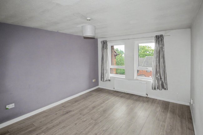 Flat 10, St. Johns Court, Sholebroke Avenue, Leeds, West Yorkshire, LS7 3HD 4