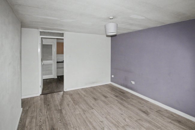 Flat 10, St. Johns Court, Sholebroke Avenue, Leeds, West Yorkshire, LS7 3HD 4