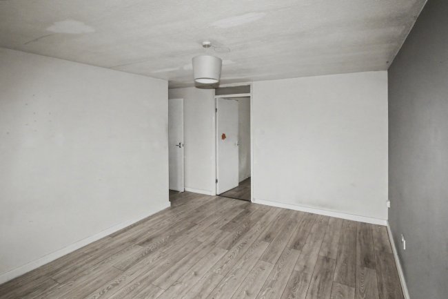 Flat 10, St. Johns Court, Sholebroke Avenue, Leeds, West Yorkshire, LS7 3HD 4