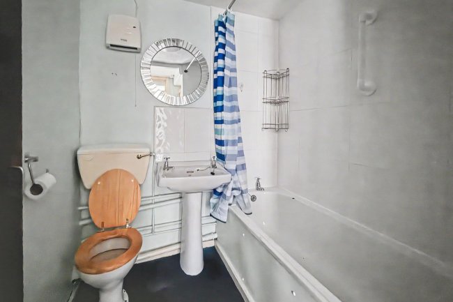 Flat 72, Benwell Close, Benwell Grange, Newcastle Upon Tyne, NE15 6RZ 4