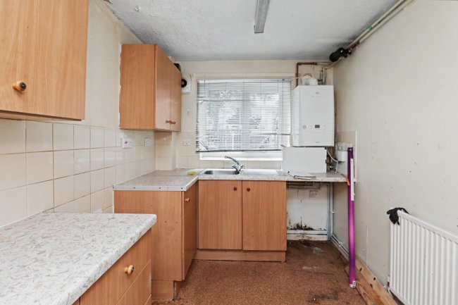 19 Dundas Close, Nottingham, Nottinghamshire, NG1 4EX 4