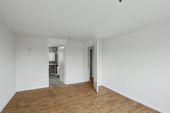 37 The Maltings, Rotherham, South Yorkshire, S60 2JA 3