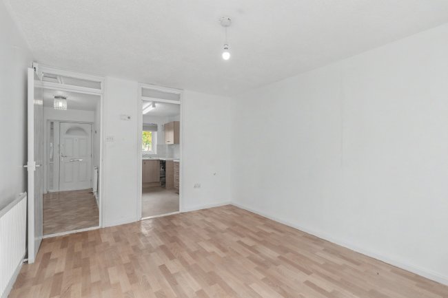 35 Dundas Close, Nottingham, Nottinghamshire, NG1 4EX 9