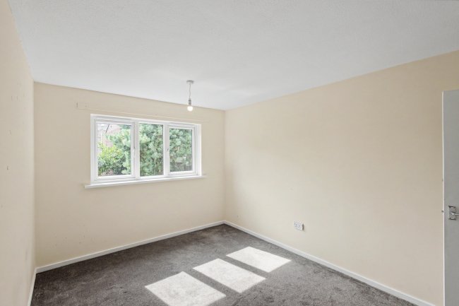 23 Rosemount Walk, Keighley, West Yorkshire, BD21 2EE 8