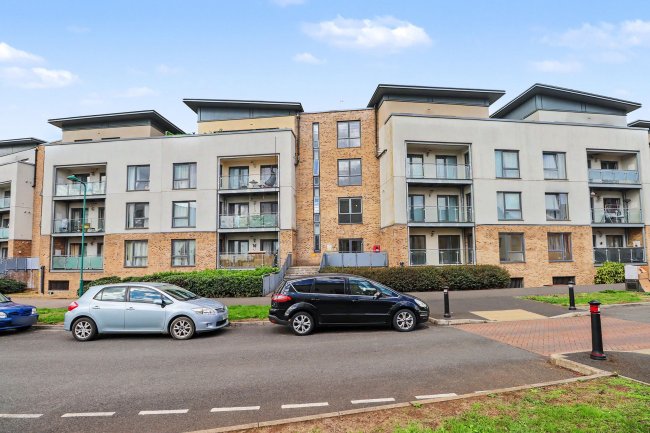 170 Hammonds Drive, Peterborough, Cambridgeshire PE1 5AX 7