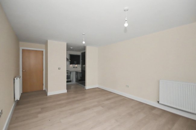 170 Hammonds Drive, Peterborough, Cambridgeshire PE1 5AX 7