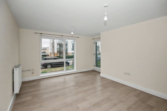 170 Hammonds Drive, Peterborough, Cambridgeshire PE1 5AX 7
