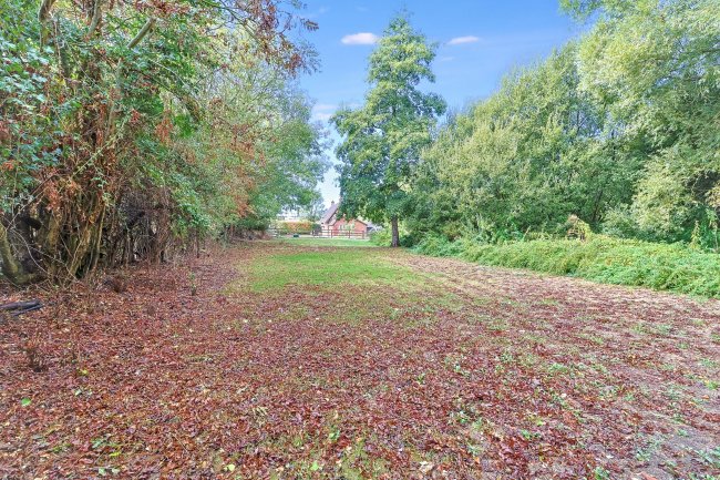 Waterways, Chapel Lane, Charlton All Saints, Salisbury, SP5 4HF 3