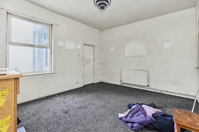 17 Cecil Street, Walsall, West Midlands, WS4 2AZ 3