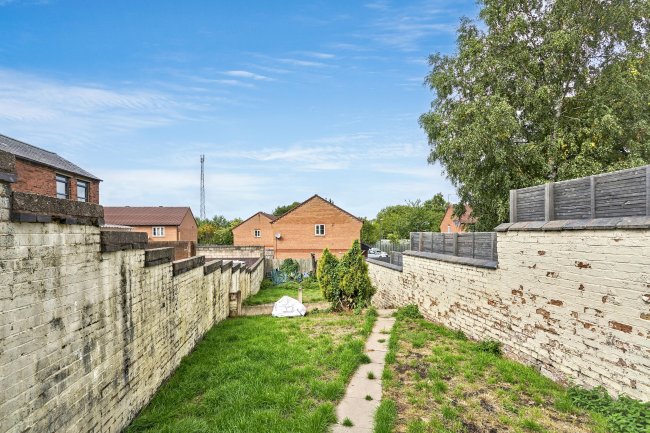 17 Cecil Street, Walsall, West Midlands, WS4 2AZ 3