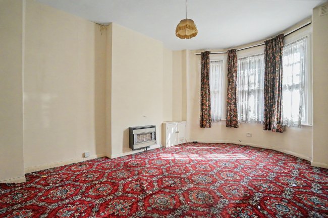 Flat A, 30 Morat Street, Stockwell, London SW9 0RP 1