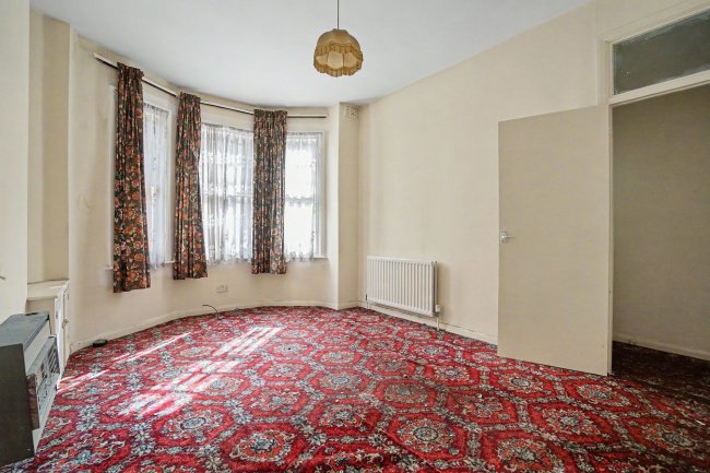 Flat A, 30 Morat Street, Stockwell, London SW9 0RP 1