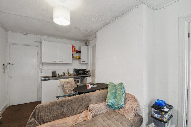 Flat A-C, 1, 4, 6,  9 - 20, 30 Montpelier Road, Brighton BN1 2LQ 8