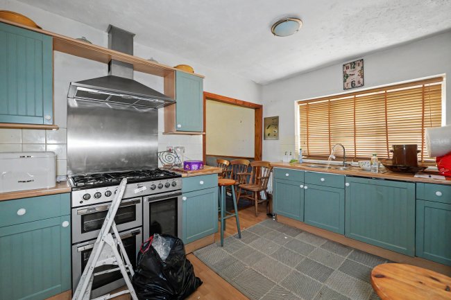 Acacia, 377 London Road, Clanfield, Waterlooville, PO8 0PJ 4