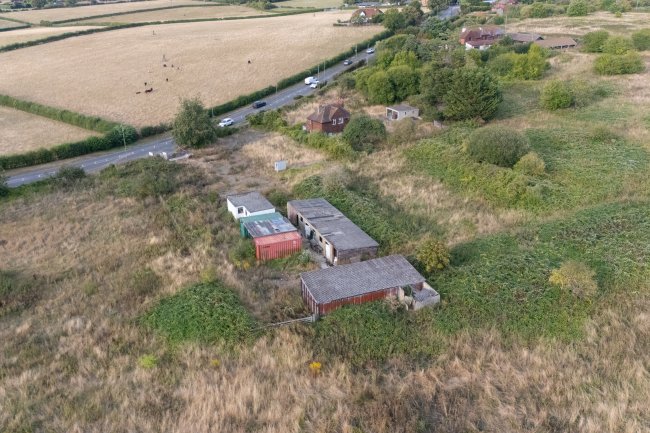 Sunray Farm, 59 Woodmansterne Lane, Carshalton, SM5 4BJ 5