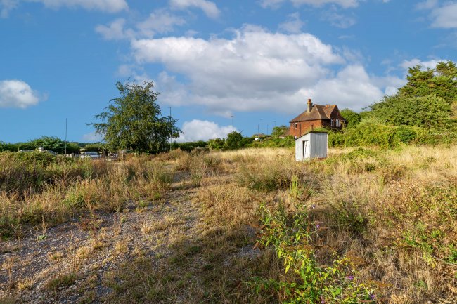 Sunray Farm, 59 Woodmansterne Lane, Carshalton, SM5 4BJ 5
