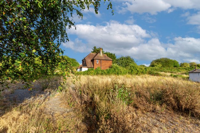 Sunray Farm, 59 Woodmansterne Lane, Carshalton, SM5 4BJ 5