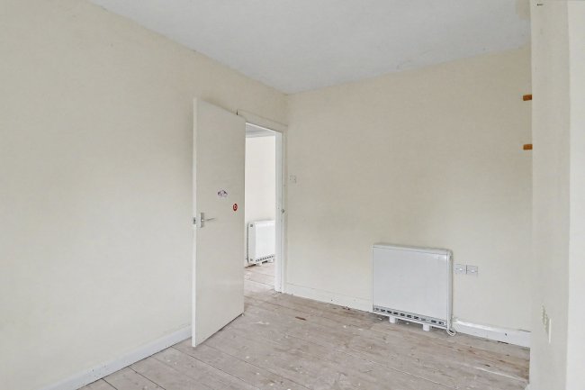3 Pilgrims Way, Lovington, Castle Cary, Somerset, BA7 7PT 6