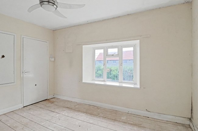 3 Pilgrims Way, Lovington, Castle Cary, Somerset, BA7 7PT 6