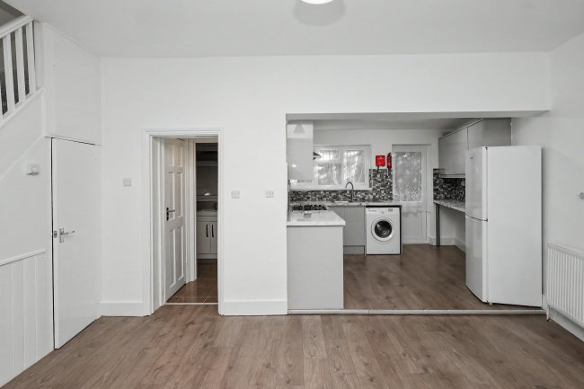 1 Eric Road, Forest Gate, London E7 0AZ 1