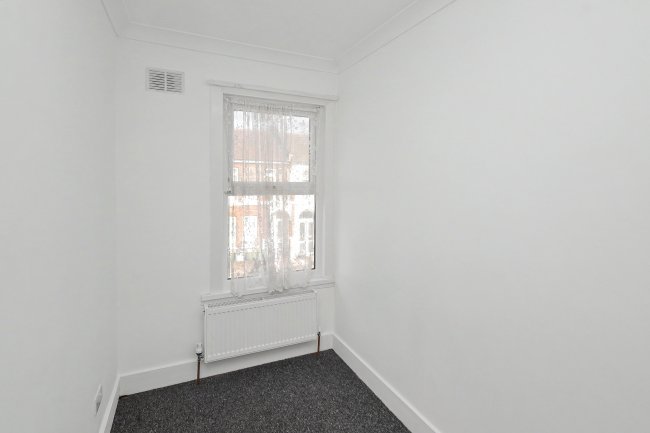 16A & 16B Green Street, Forest Gate, London E7 8BZ 7