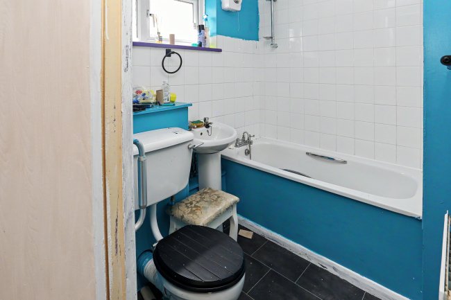 9 Moss Gardens, Hemlington, Middlesbrough, Cleveland, TS8 9NE 8